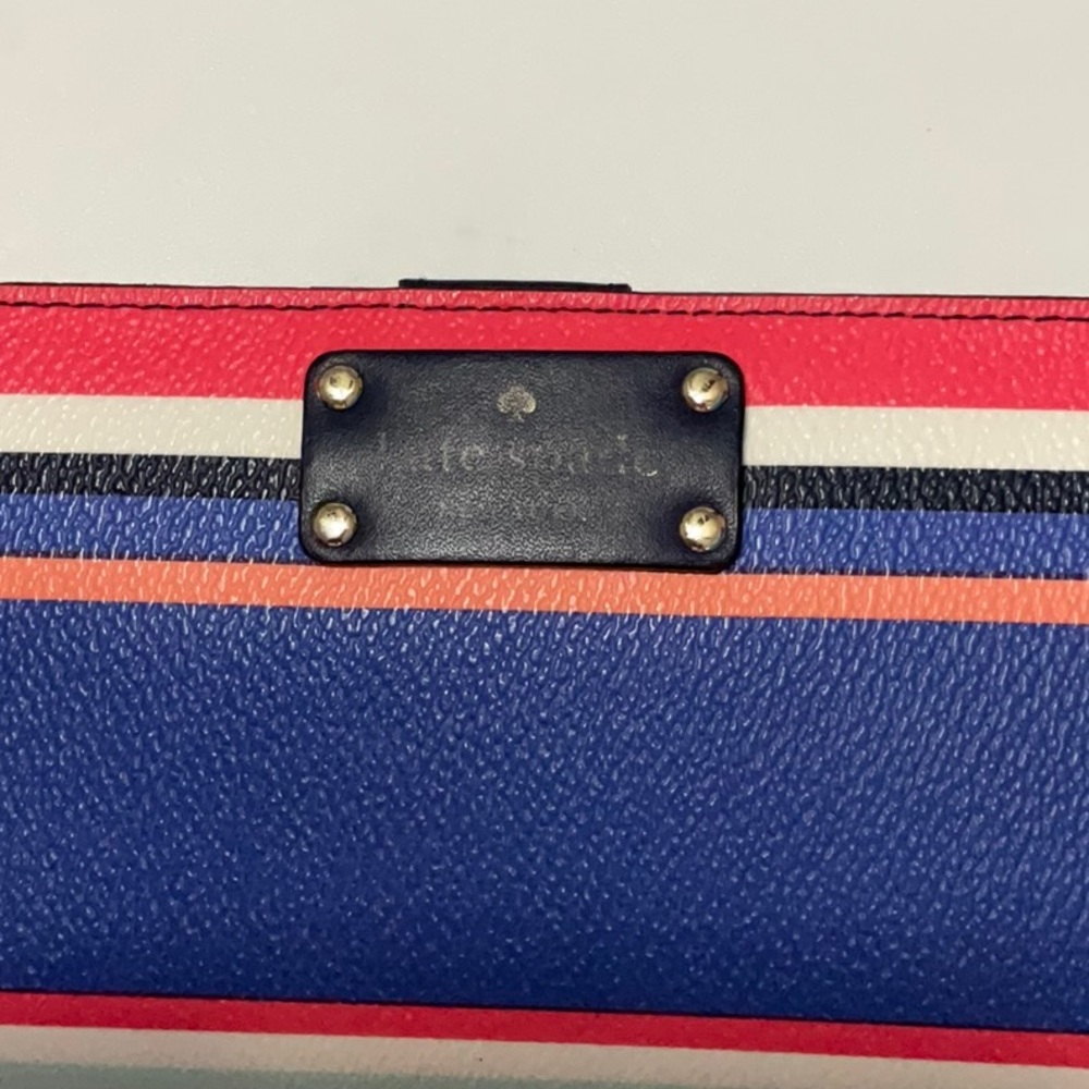 Kate Spade Wellesley Hannah Tropical Stripe Bay Crossbody and matching wallet - Picture 3 of 8